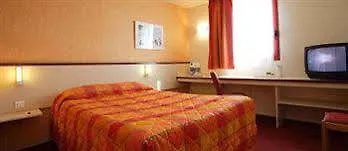Brit Hotel Landivisiau 3*,  Francia